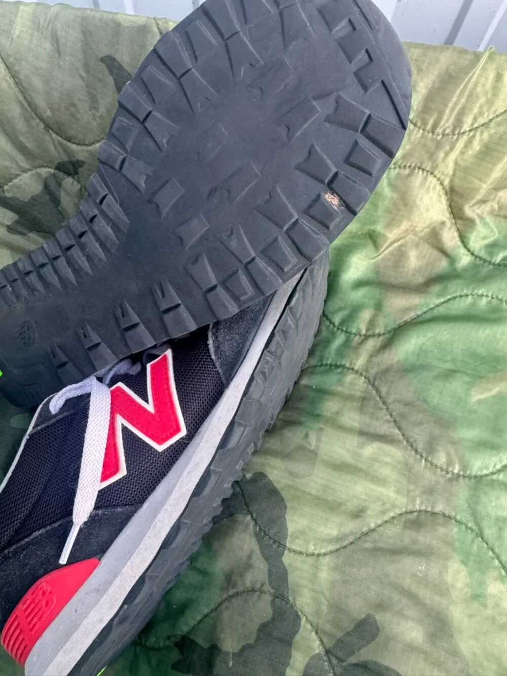 New Balance Sneakers - Black/Red, Mens 10